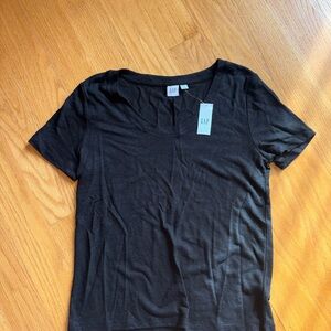 GAP Charcoal Tee